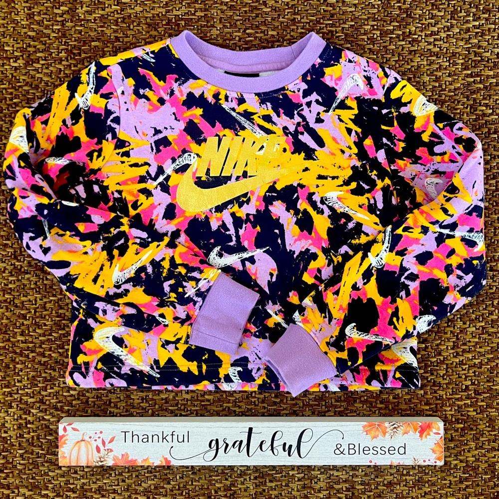 Nike Girl crewneck sweater